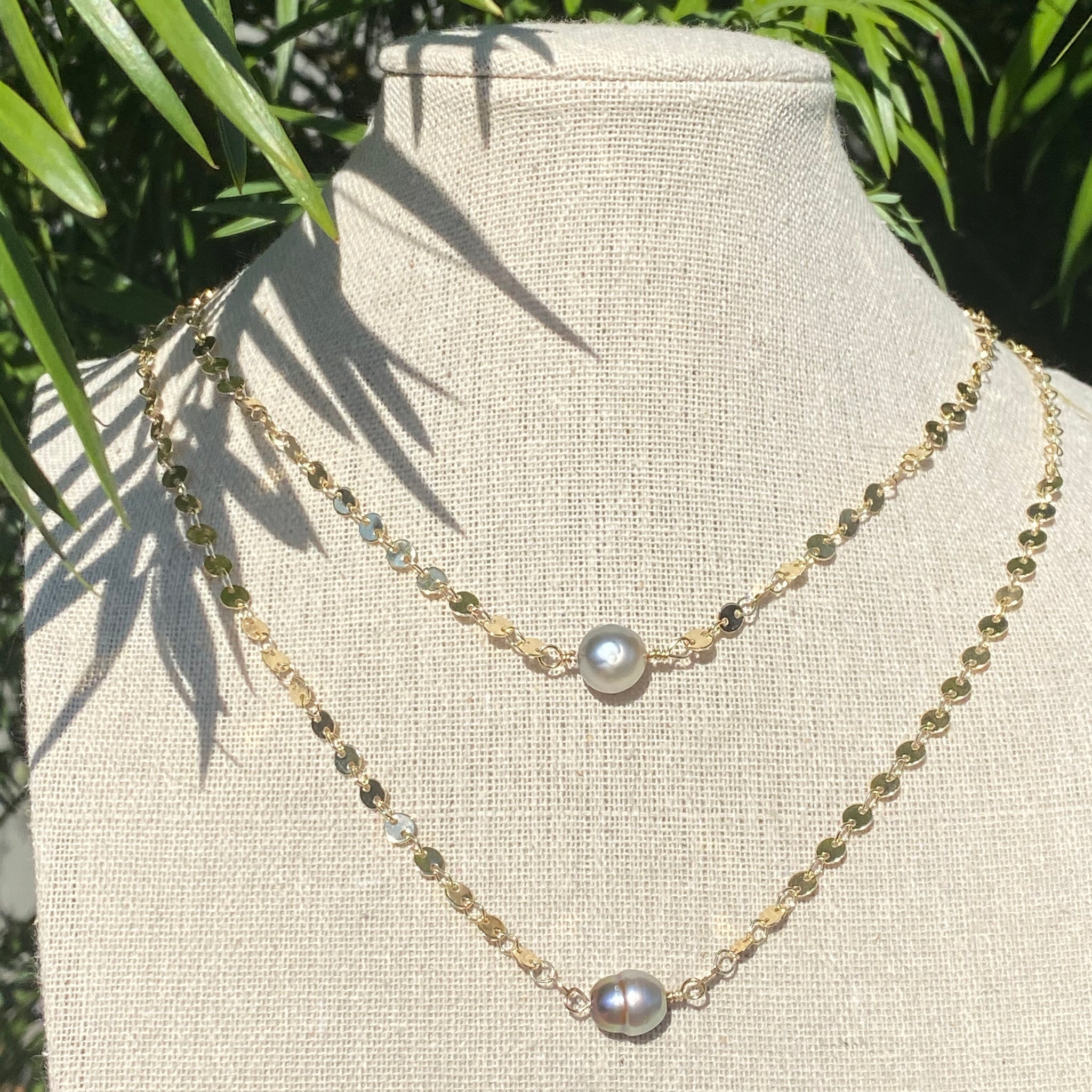 Tahitian pearl on disc chain, tahitian pearl gold filled necklace, silver tahitian pearl