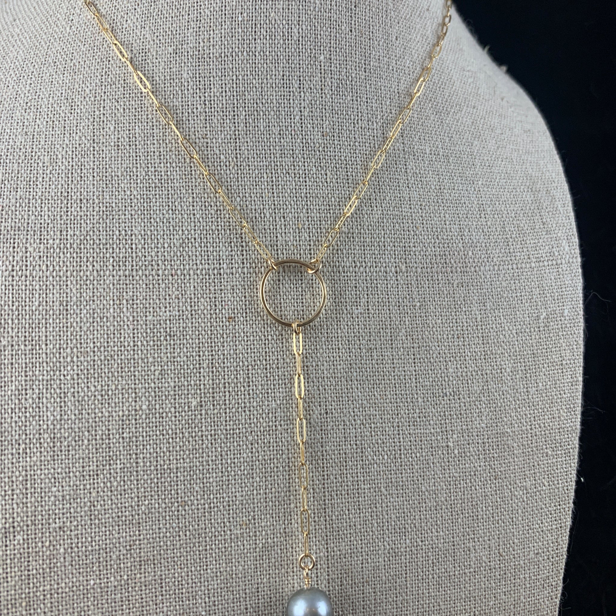 Lariat karma circle necklace with hanging Tahitian pearl